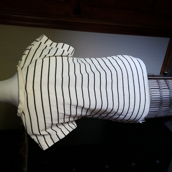 Monteau Top - Picture 4 of 5